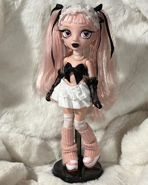 Custom Lol Omg Dolls, Lol Doll Repaint, Lol Omg Repaint, Rainbow High Doll Repaint, Lol Omg Doll Repaint, Rainbow High Repaint, Custom Doll Clothes, Customized Dolls, Doll Restyle