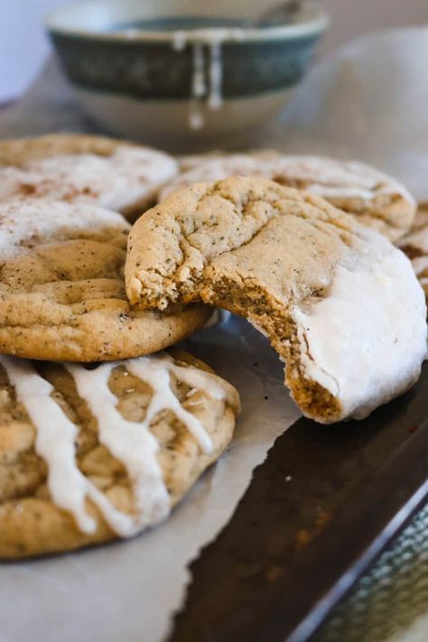 Masala Chai Cookies, Vanilla Chai Cookies, Chai Latte Cookies, Chai Tea Cookies, Chai Cookies, Chai Cookies Recipe, Chai Spice Cookies, Tea Cookies Recipe, Chocolate Chip Cookie Brownies