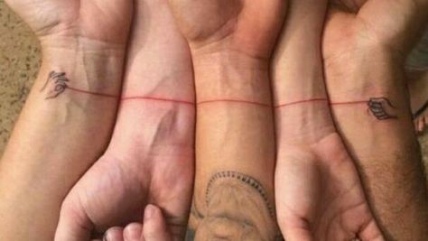 Big Group Matching Tattoos, Tattoo Group Friendship, Family Tattoo Ideas 4 People, Tattoo Ideas For Four People, Tattoo Ideas For Groups, Group Tattoos For 4, 4 Person Matching Tattoos, Matching Tattoos For Friend Groups, Tattoos For Four