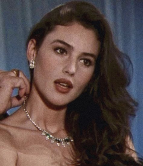 Monica Bellucci in 'La Riffa' (1991) Dir. by Francesco Laudadio Monica Belluci Style, 90s Makeup, Beauty Goals, Monica Bellucci, Beauty Icons, Iconic Women, Blue Moon, Fashion Outfit, Inspirational Women