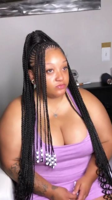 Knotless With Beads, Feedin Ponytail, Book Hairstyle, Small Feed In Braids, Feed In Braids Ponytail, Braids Ponytail, Messy Ponytail, Feed In Braids, Small Braids