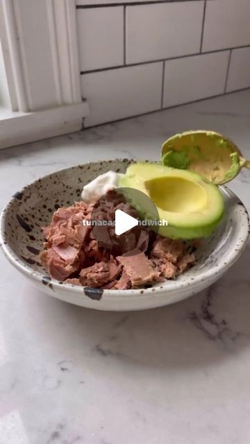 The Mediterranean Wellness on Instagram: "This tuna avocado sandwich is going to on heavy rotation in this house 😍

For the tuna salad ✨

1 can tuna
1/2 large avocado
2 tbsp plain yogurt
2 tbsp red union
3 tbsp dill , finely chopped
1/2 lemon juice
Salt and pepper to taste

For the sandwich ✨

Your favorite bread 🥖

Enjoy 😋

#breakfast #breakfastideas #tunasalad #tuna #sandwich #lunch #lunchtime #coffee #coffeetime #coffeelover #breakfasttime #fyp #viral #health #healthyfood #healthylifestyle #recipes #masterchef #easyrecipes #eatinghealthy" Tuna Avocado Sandwich, Avocado Quesadilla, Can Tuna, Sandwich Lunch, Tuna Avocado, Avocado Sandwich, Tuna Sandwich, Plain Yogurt, In This House