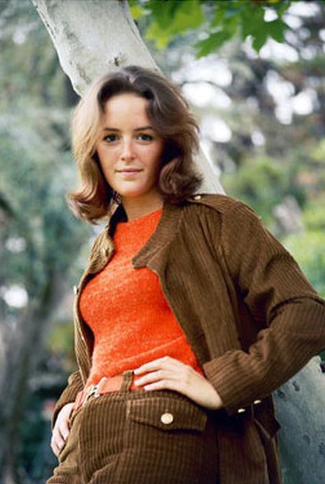 Bonnie Bedelia Bonnie Bedelia, Poster Sizes, Rebecca Ferguson, Movie Photo, Classic Beauty, Well Dressed, Celebrity Photos, American Actress, Beautiful Photo