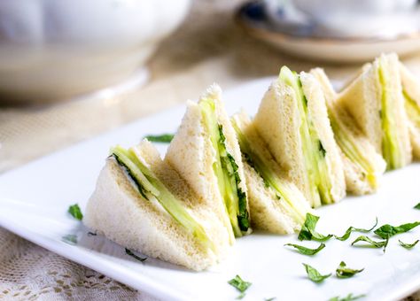 Cucumber and Mint Sandwich Recipe French Sandwich, Cucumber Tea Sandwiches, Butter Mints, Cucumber Sandwiches, Party Sandwiches, Summer Eating, Tea Sandwiches, Light Lunch, Sandwich Recipes