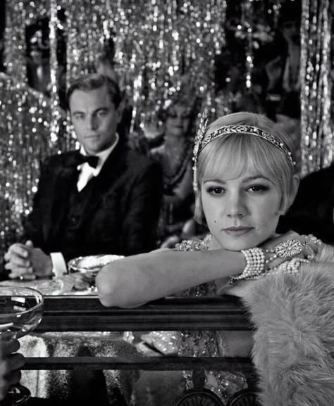 Gatsby Leonardo Dicaprio, 20s Aesthetic, Gatsby Movie, The Great Gatsby 2013, 1920s Aesthetic, 20s Fashion Dresses, Graduation Images, Daisy Buchanan, Gatsby Costume