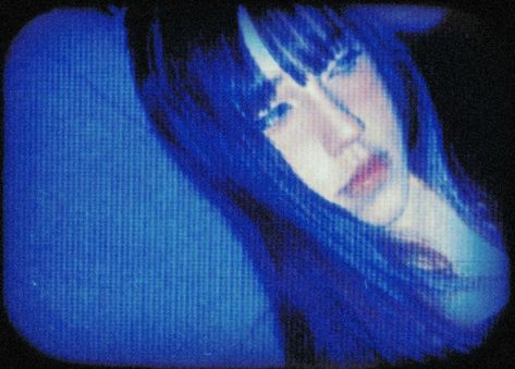 Girl in shades of blue Blue Hair With Bangs, Blue Hair Bangs, Long Blue Hair, Girl Y2k, Hair With Bangs, Hair Bangs, Side Bangs, Y2k Aesthetic, Hairstyles With Bangs