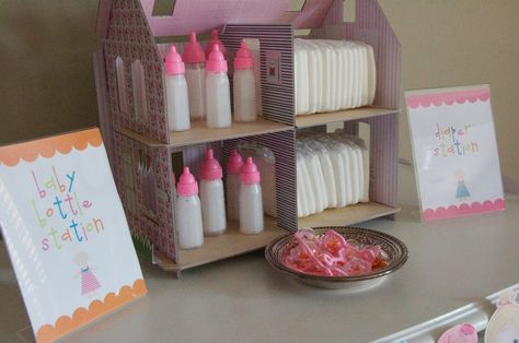 We had Sydney's party on Saturday.  It was such a fun party to plan.  She loves babies - we knew that had to be the theme.         Ashley t... Baby Doll Party, Doll Tea Party, Dolls Ideas, Doll Party, Baby Birthday Party, Baby Alive, 4th Birthday Parties, Third Birthday