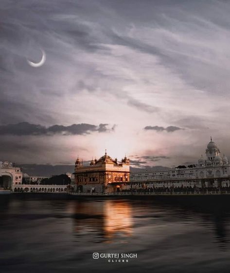 Harmandir Sahib Wallpaper Hd, Waheguru Dp For Whatsapp, Punjabi Aesthetic Wallpaper, Punjabi Wallpaper, Sikh Wallpapers, Sri Harmandir Sahib, Gurdwara Sahib, Nice Dp For Whatsapp, Guru Hargobind