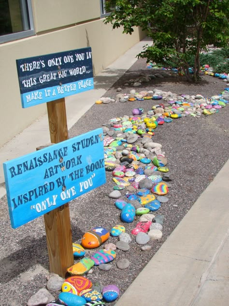 Use the book "Only One You". This would be really cool as a school-wide project! Maybe present to our outdoor classroom???? Buddy Bench, Theme Nature, Only One You, Outdoor Classroom, School Garden, Outdoor Learning, Collaborative Art, Art Classroom, Elementary Art