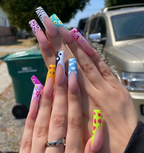 Hand Painted French Tip Nails, Each Nail Different Design, Different Nail Designs On Each Nail, Dope Nail Designs Swag, Rave Nails Designs, Random Nail Designs, Different Design On Each Nail, Lsd Nails, Unique Nail Designs Summer