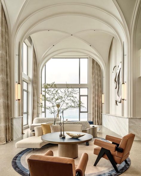 All posts • Instagram High Ceiling Living Room, Vaulted Ceilings, Contemporary Chic, Boutique Design, Vaulted Ceiling, New Classic, Design Firms, High Ceiling, Design Inspo