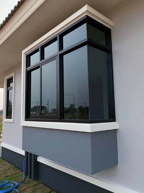 Outer Window Design, Staircase Window Design Exterior, Modern Window Design Exterior, Modern Aluminum Windows Design, Window Outside Design, Upvc Window Design Modern, Upvc Windows Design, Window Design Modern, Latest Window Designs