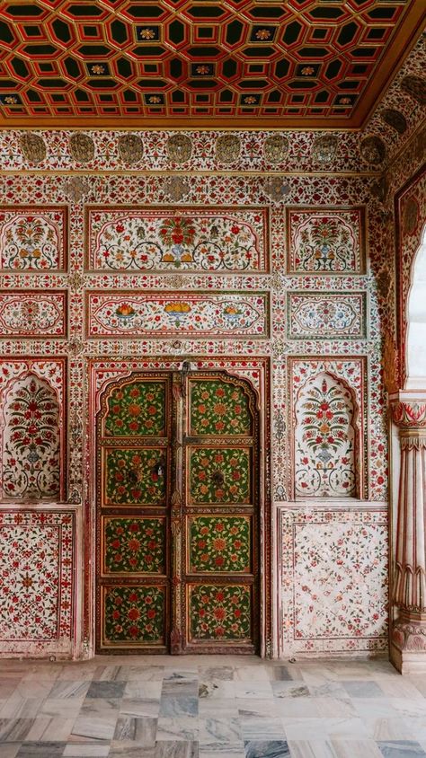 A Travel Guide To Bikaner - Rajasthan's 'Red City' Bikaner Aesthetic, Rajasthan Architecture, Mosque Aesthetic, Rajasthan Culture, Mughal Prints, Arabic Pattern Design, Ethnic Bedroom, Indian Palace, Red Architecture