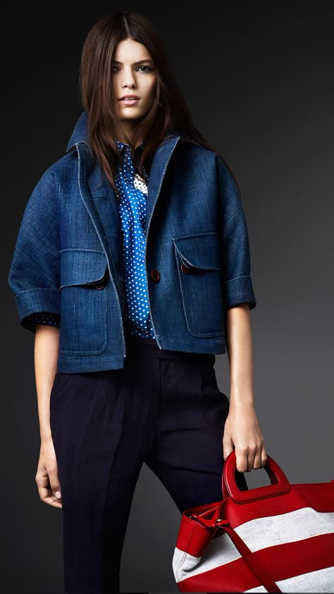 Lyst - Burberry Sculptural Cotton Linen Jacket in Blue Mode Kimono, Burberry Jacket, Linen Jacket, Looks Chic, 가을 패션, Work Outfits Women, Mode Inspiration, Luxury Vintage, Shibori