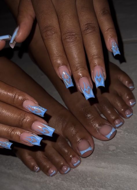 Creative Nail Designs Short, Blue Nail Designs 2024, Blue Cute Nails, Badass Nails, Multicolored Nails, Acrylic Toe Nails, Blue Acrylic Nails, Fancy Nails Designs, Stylish Nails Designs