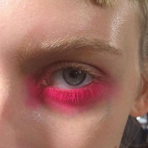 Funky Makeup, Smink Inspiration, Eye Makeup Art, Pink Makeup, Editorial Makeup, Pretty Makeup, Creative Makeup, Artistry Makeup, Cute Makeup