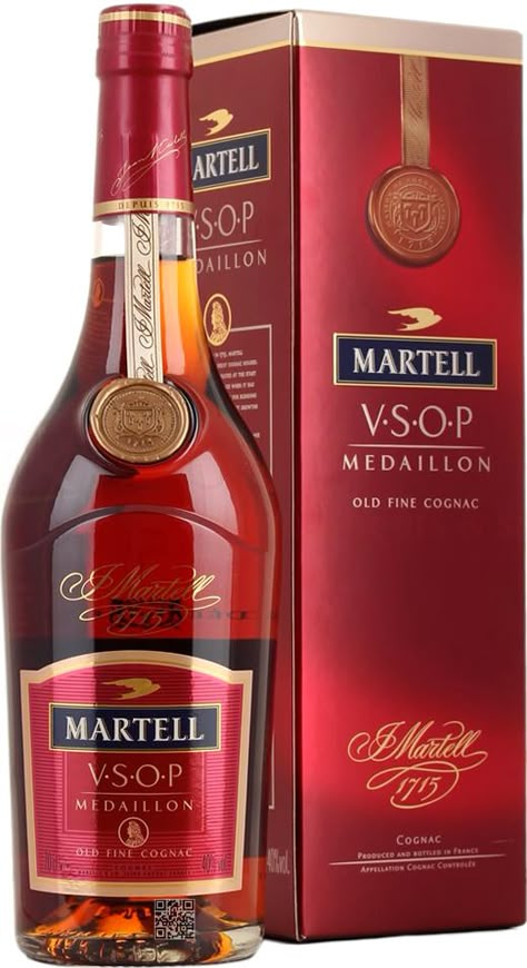 Martell Cognac, Brandy Bottle, Alcohol Spirits, Pretty Alcoholic Drinks, Whisky Drinks, Whiskey Brands, Strong Drinks, Alcohol Packaging, Liquor Drinks