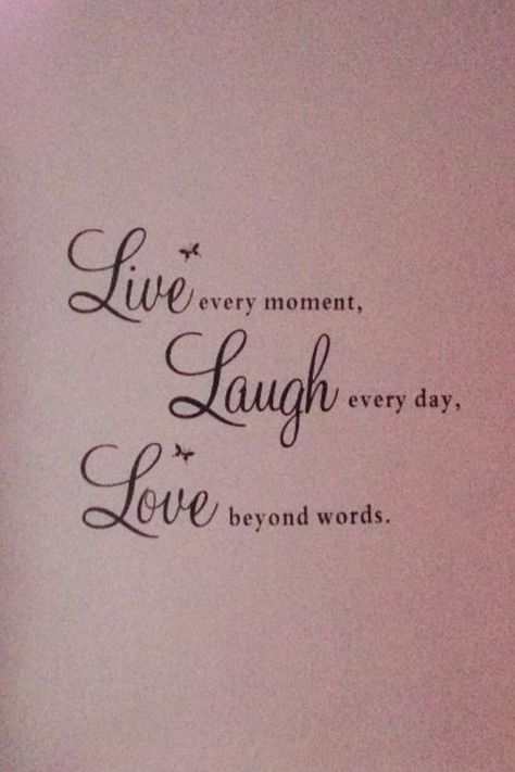 Live Laugh Love Quotes, Canvas Art Painting Abstract, Short Meaningful Quotes, Laughing Quotes, Small Quotes, Dark Love, Love Facts, Love Quotes Wallpaper, Beyond Words