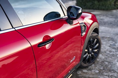 2022 Mini Cooper SD Countryman ALL4 Detail Wallpapers (37) - NewCarCars Mini Cooper Sd, New Car Wallpaper, High Resolution Wallpapers, Future Car, Car Wallpapers, Mini Cooper, Sport Cars, Sports Cars, New Cars