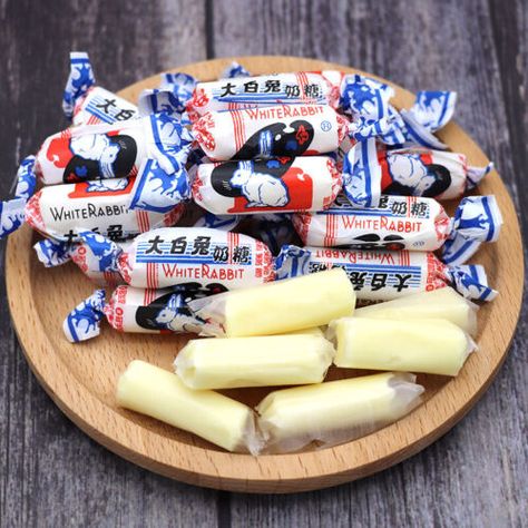 White Rabbit Candy, Childhood Candy, Cute White Rabbit, Best Junk Food, Chinese Candy, Butter Mochi, Candy Series, Rabbit Candy, Candy Pattern