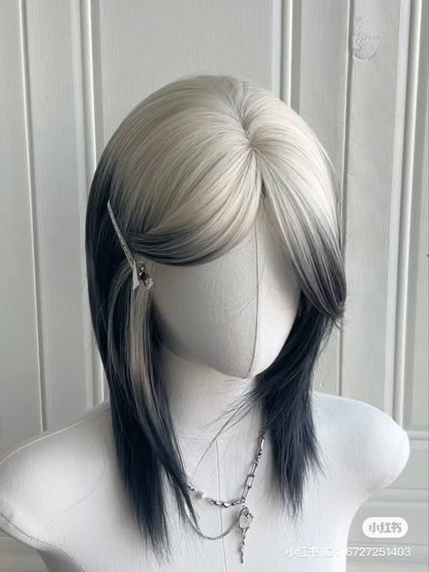 Pretty Hair Cuts, Cool Hair Designs, Trendy Bob Hairstyles, Hair Color Underneath, Cute Hair Colors, Dyed Hair Inspiration, Hair Inspiration Short, Quick Braided Hairstyles, Pretty Hair Color