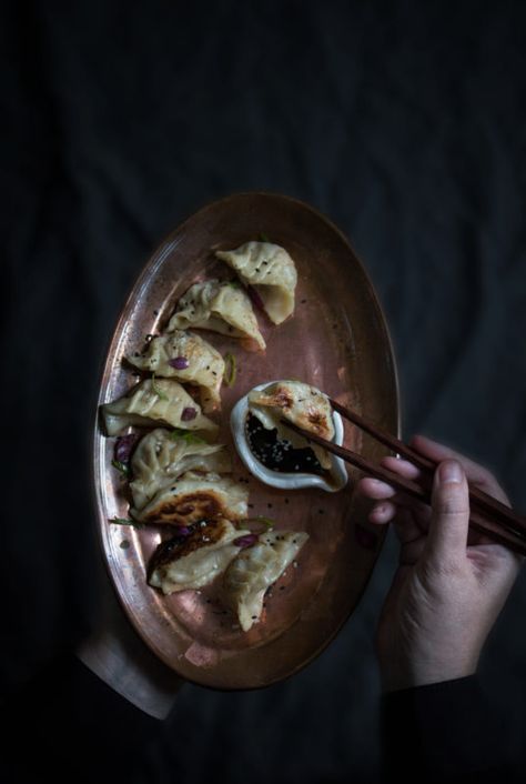 pork gyoza dumplings from scratch Pork Gyoza, Noodles And Dumplings, Gyoza Dumplings, Big Food, Homemade Dumplings, Dumpling Wrappers, Food Photography Ideas, Ginger Cake, British Baking