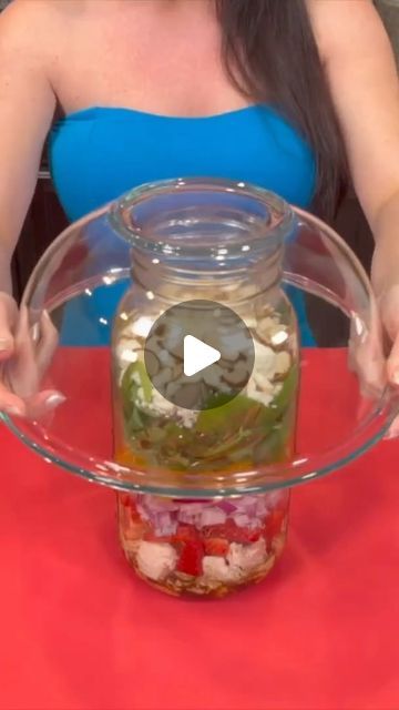 Mistie Knight on Instagram: "Genius salad hack! 🥗   #salad #healthyeating #lifehack #healthyrecipes" Salad In A Jar Recipes, Jar Salad Recipes, Mason Jar Meal Prep, Salad Strawberry, Salad Jars, Mason Jar Salads, Salad Jar Recipe, Jar Salads, Jar Salad