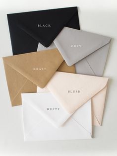 Hand Lettered Envelopes, Hand Lettering Envelopes, Calligraphy Envelope Addressing, Envelope Addressing, Calligraphy Envelope, Square Envelopes, Envelope Design, 背景 シンプル, Addressing Envelopes