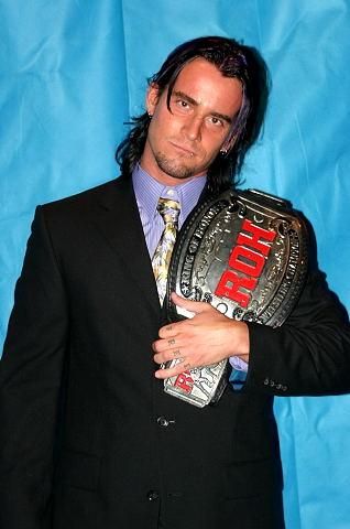 Ring Of Honor World Champion the President of Punk in a suit! Wrestling Posters, Tna Impact, Seth Freakin Rollins, Wwe Legends, Punk Aesthetic, Wwe World, Pro Wrestler, Wrestling Superstars, Wwe Champions