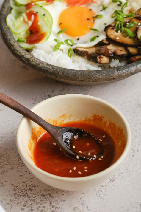 Easy Gochujang Sauce Recipe (Bibimbap Sauce) Gochujang Sauce Recipe, Bibimbap Sauce, Bibimbap Recipe, Korean Kitchen, Grilled Avocado, Gochujang Sauce, Savory Rice, Tahini Sauce, Toasted Sesame Seeds