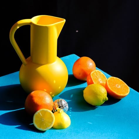 Tropical Fruit Still Life, Still Life Photo Reference, Fruit Bowl Still Life, Still Life References, Still Life Reference, Still Life Pictures, Life Reference, Bottle Drawing, Life Drawing Reference