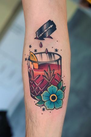 Negroni Tattoo Ideas, Traditional Cocktail Tattoo, Bourbon Glass Tattoo, Tiki Drink Tattoo, Old Fashioned Drink Tattoo, Old Fashioned Cocktail Tattoo, Drink Tattoo Cocktails, Negroni Tattoo, Bourbon Tattoo