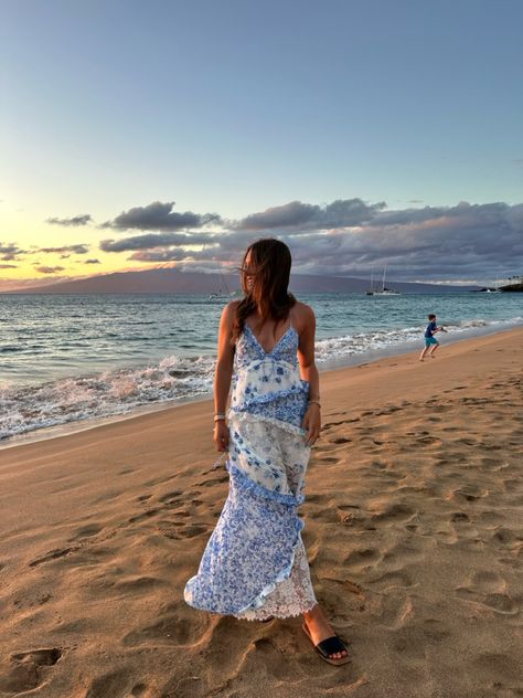 For love and lemons, sunset pics, Hawaii Coastal Granddaughter Dinner Outfit, Honeymoon Dinner Outfit, Beachy Long Dresses, Coastal Maxi Dress, Coastal Dinner Outfit, Delray Beach Florida Outfits, Aesthetic Cruise Outfits, Under The Sea Formal Dresses, Hamptons Party Outfit