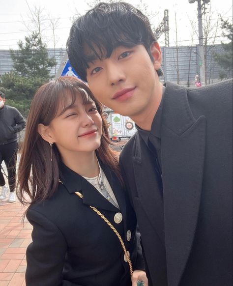 kim sejeong ig update 280322 He Has A Girlfriend, Kim Min-kyu, Best Kdrama, Ahn Hyo Seop, Jellyfish Entertainment, Kim Sejeong, Business Proposal, Kdrama Actors, 인물 사진