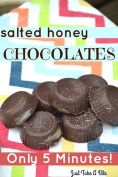 Five Minute Salted Honey Chocolates Honey Inspiration, Recipes Treats, Gluten Free Chocolate Recipes, Chocolate Honey, Honey Chocolate, Honey Candy, Grain Free Desserts, Chocolate Making, Healthy Sweet Treats