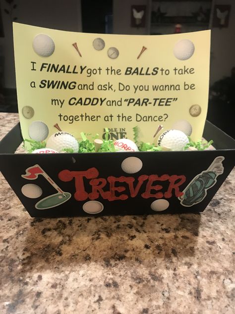 Golf Promposal Ideas Golf Dance Proposal Ideas, Golf Promposal For Him, Hoco Poster Ideas, Golf Promposal, Dance Proposals, Promposal Ideas, Asking To Prom, Dance Proposal, Matric Dance