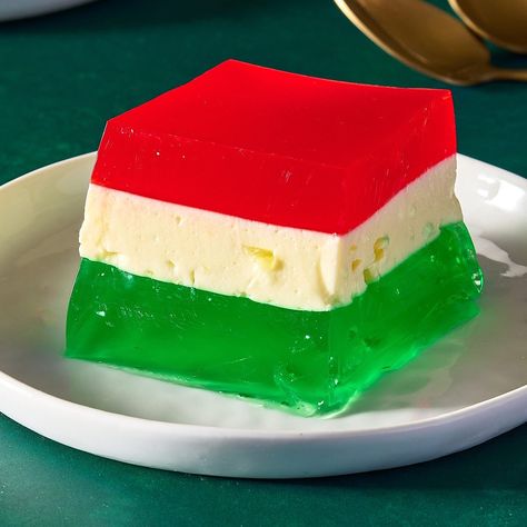 Ribbon Jello Christmas Ribbon Jello Salad, Jello Ribbon Salad Christmas, Ribbon Jello Salad, Ribbon Salad Jello Recipe, Jello Dessert Ideas, Jello Casserole, Christmas Jello Desserts, Christmas Jello Salad Recipes, Christmas Ribbon Jello Recipe