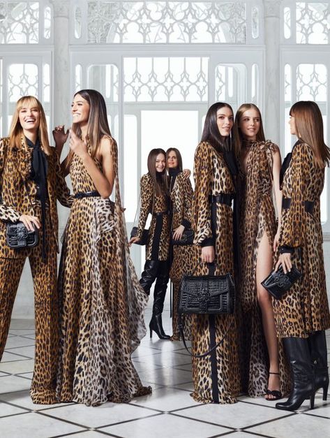 Elie Saab Couture, Animal Print Outfits, Pre Fall Collection, Elie Saab, Pre Fall, Model Dress, Look Fashion, Paris Fashion Week, Fashion News