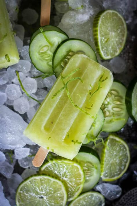 Cucumber Popsicle Recipes, Cucumber Lime Sorbet, Pretty Popsicles, Limeade Popsicles, Cucumber Popsicles, Adult Popsicles Recipes, Cucumber Sorbet, Cucumber Limeade, Lime Popsicles