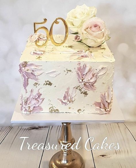 73 Birthday Cake, Square Cake Decorating Ideas Birthdays, Easy Beautiful Cakes, Square Cake Designs Birthday Women, 70th Birthday Ideas For Mom Cake, Square Birthday Cakes For Women, Rectangle Birthday Cake Ideas, Rectangular Cake Designs, Square Cake Ideas