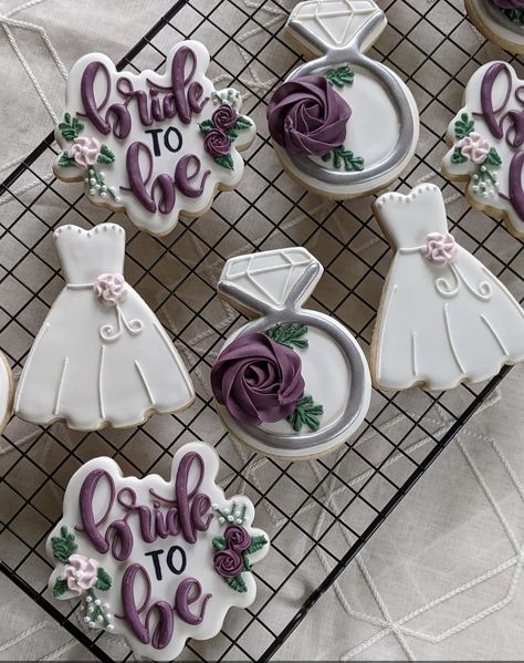 Wedding Shower Desserts, Pewter Wedding, Wedding Shower Cookies, Engagement Cookies, Bridal Cookies, Popular Cookies, Royal Iced Cookies, Bridal Shower Cookies, Shower Desserts