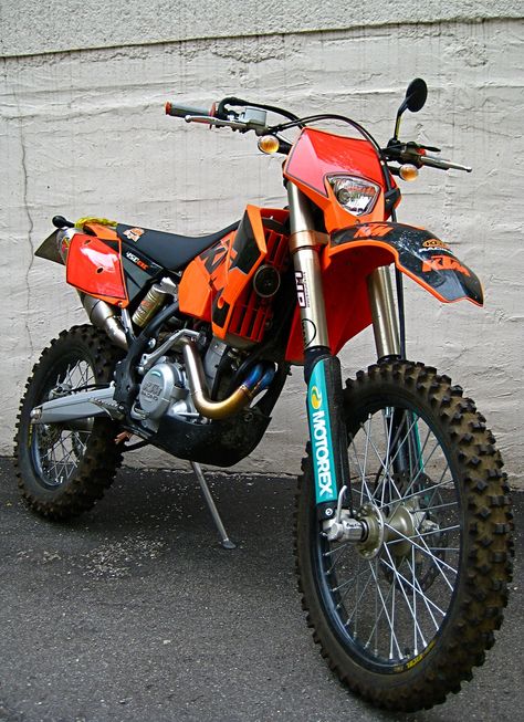 https://flic.kr/p/8gVVLP | ktm 450 EXC...akrapovic Ktm 450 Exc, Ktm Dirt Bikes, Ktm 85, Moto Scrambler, Ktm Adventure, Pink Bicycle, Ktm 450, Cool Dirt Bikes, Ktm 125