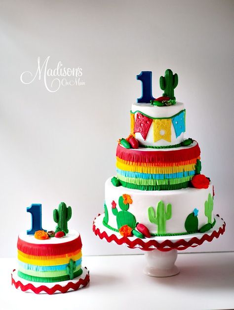 First Fiesta Cake, Mexican Themed Cakes, Mexican Fiesta Birthday Party, Mexican Cake, First Fiesta, Mexican Baby Shower, Mexican Birthday Parties, Cactus Cake, Fiesta Cake