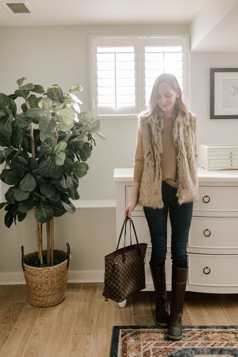 Tuckernuck Biltmore Faux Fur Vest (It’s shipping! Grab it before it sells out.) / Cashmere Sweater (On sale today! And it never goes on sale. Such a great deal.) / Old Sorel Boots (But this pair and this pair are also faves.) / Rag & Bone Jeans / Kate Spade Initial Necklace / LV MM Tote / Dresser / Jewelry Box Beige Fur Vest Outfit, Fur Vest Outfit Winter, Fur Vest Outfit Ideas, Faux Fur Vest Outfit, Vests Outfits, Tuckernuck Style, Faux Fur Vests Outfits, Fur Vest Outfit, Chicago Life