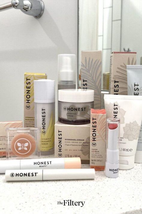 In this thorough review of Honest Beauty, we explore whether the brand truly lives up to its clean and non toxic promises. From organic makeup to skincare, we examine the ingredients used in Honest beauty products and share our honest opinion on whether this clean beauty brand is the right choice for your non toxic living routine. Non Toxic Foundation, Natural Face Routine, Non Toxic Makeup Remover, Non Toxic Lipstick, Non Toxic Makeup Brands, Non Toxic Skincare, Eyes Vision, Organic Body Scrub, Beauty Transformation