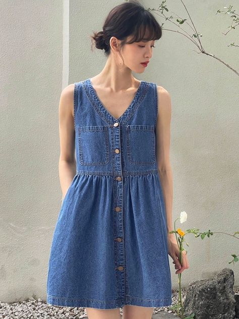 Denim Fashion Outfits, Denim Dresses Online, Denim Dress Summer, Womens Denim Dress, Denim Short Dresses, Denim Dresses, Material Girls, Inspiration Style, Outfits Casuales