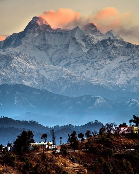 "Once a year, go someplace you've never been before." - Dalai Lama. . Captured by- @samriddh_sati . . #musafirnama #kasardevi #almora #uttrakhand #uttrakhandtourism #uttrakhand_dairies #mountains #mountainslovers #travelphotography #travelblogging #wanderlust #wanderer #wanderlusting #hodophile #fernweh #indiatourismplaces #indiatourism #indiatravelgram #travelingram #travelgram #dalailamaquotes #clouds #sunset #nature #naturephotography #sunsetphotography Nanda Devi Mountain, Chamoli Uttarakhand, Nanda Devi, Hippie Movement, Tiny Village, India Travel, Sunset Photography, Mount Everest, Travel Blog