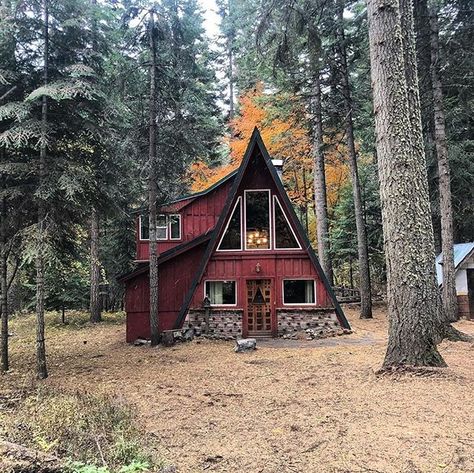 Deep Woods Cabin, Small Hunting Cabin, Aframe Cabins, A Frame Houses, Woods Cabin, A Frame Cabins, Cabin Aesthetic, A Frames, Hunting Cabin