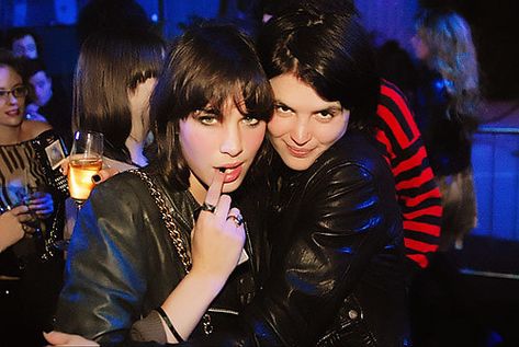 https://flic.kr/p/6kyihq | Alexa Chung Alexa Chung Tumblr, Alison Mosshart, A Ship, Alexa Chung, Pretty Cool, Your Image, My Images, Pretty People, Fashion Blog