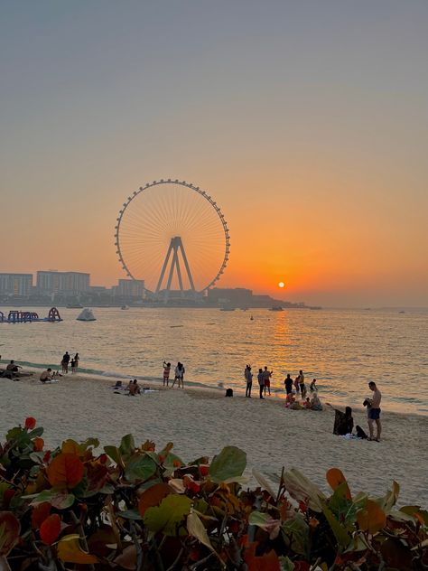 Jbr Beach Dubai, Jumeriah Beach, Jbr Dubai, Dubai Beach, Dreamy Places, Dubai Aesthetic, Bal Harbour, Dream Place, Evening Routine